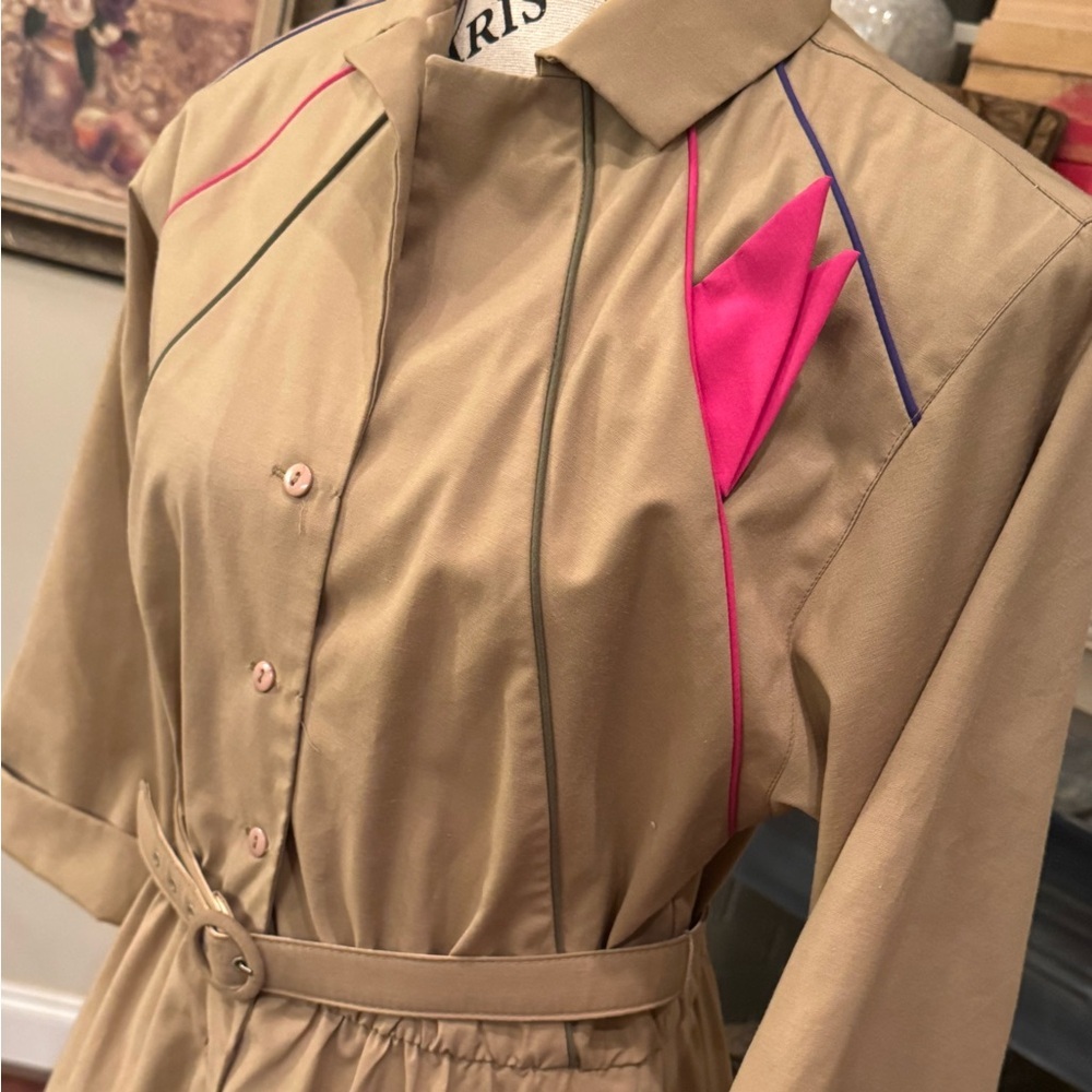 Vintage Made in USA Camp or Stewardess Khaki Dress Midi Sz 10 Medium Belt Pleats - Picture 3 of 9